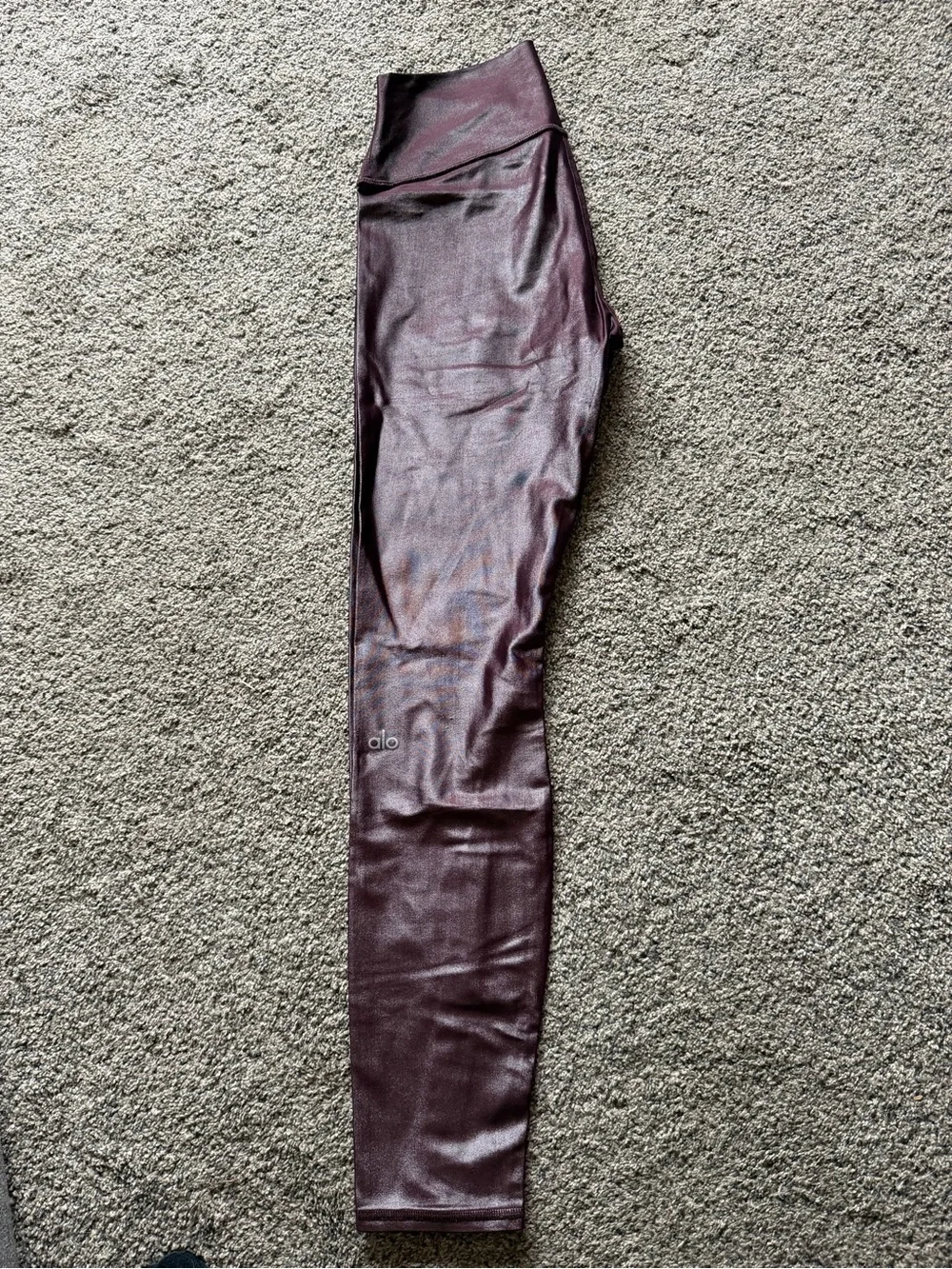 ALO Yoga High-Waist Airbrush Legging Shine/Glossy Cherry Cola